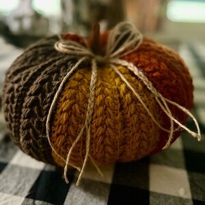 Oh Fall Crochet Pumpkin Decor
